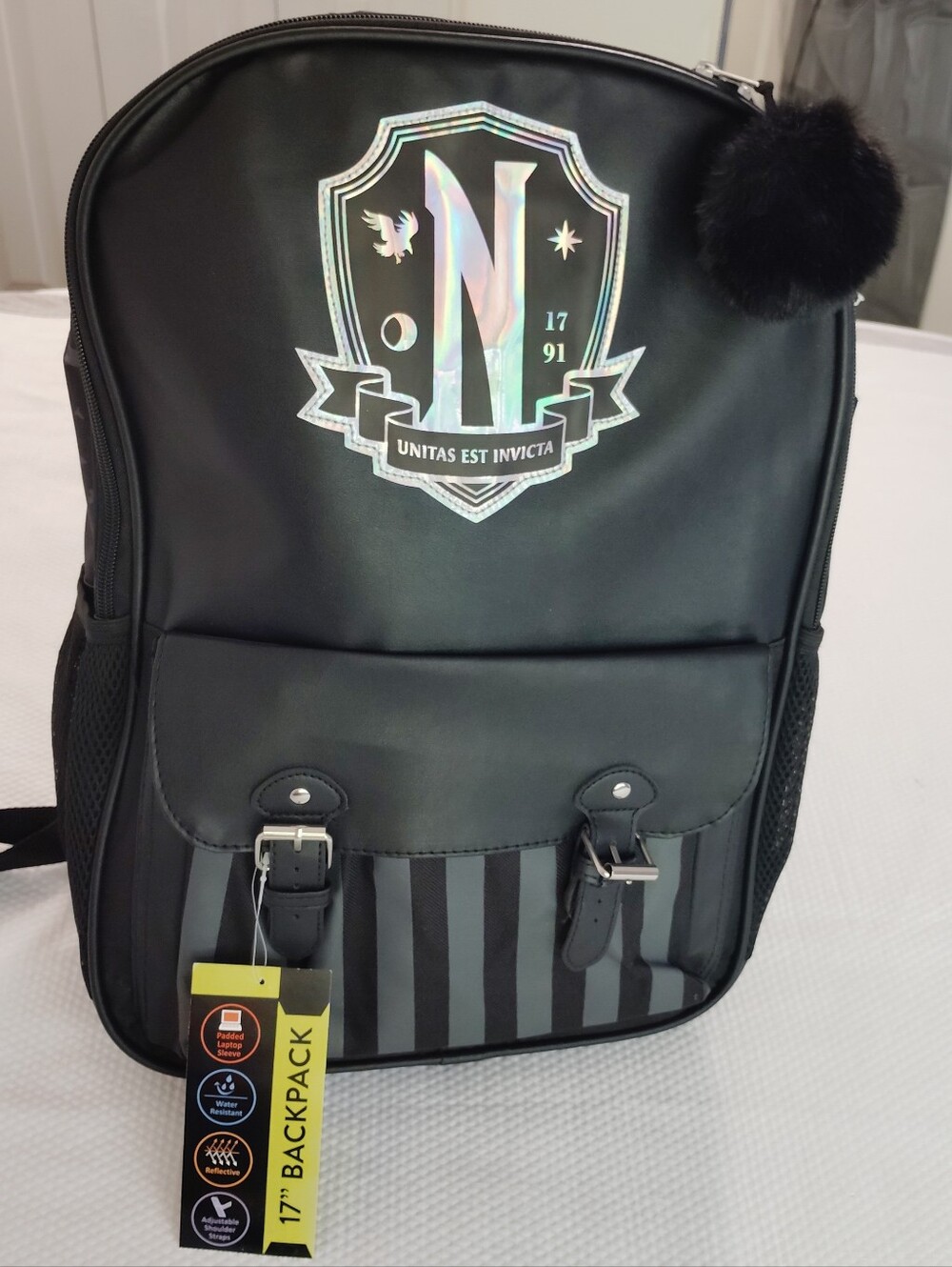Wednesday Backpack 17" - Picture 3 of 5